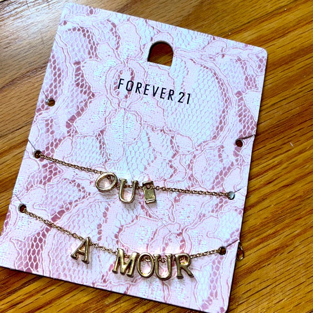 Forever 21 Amour bracelet
